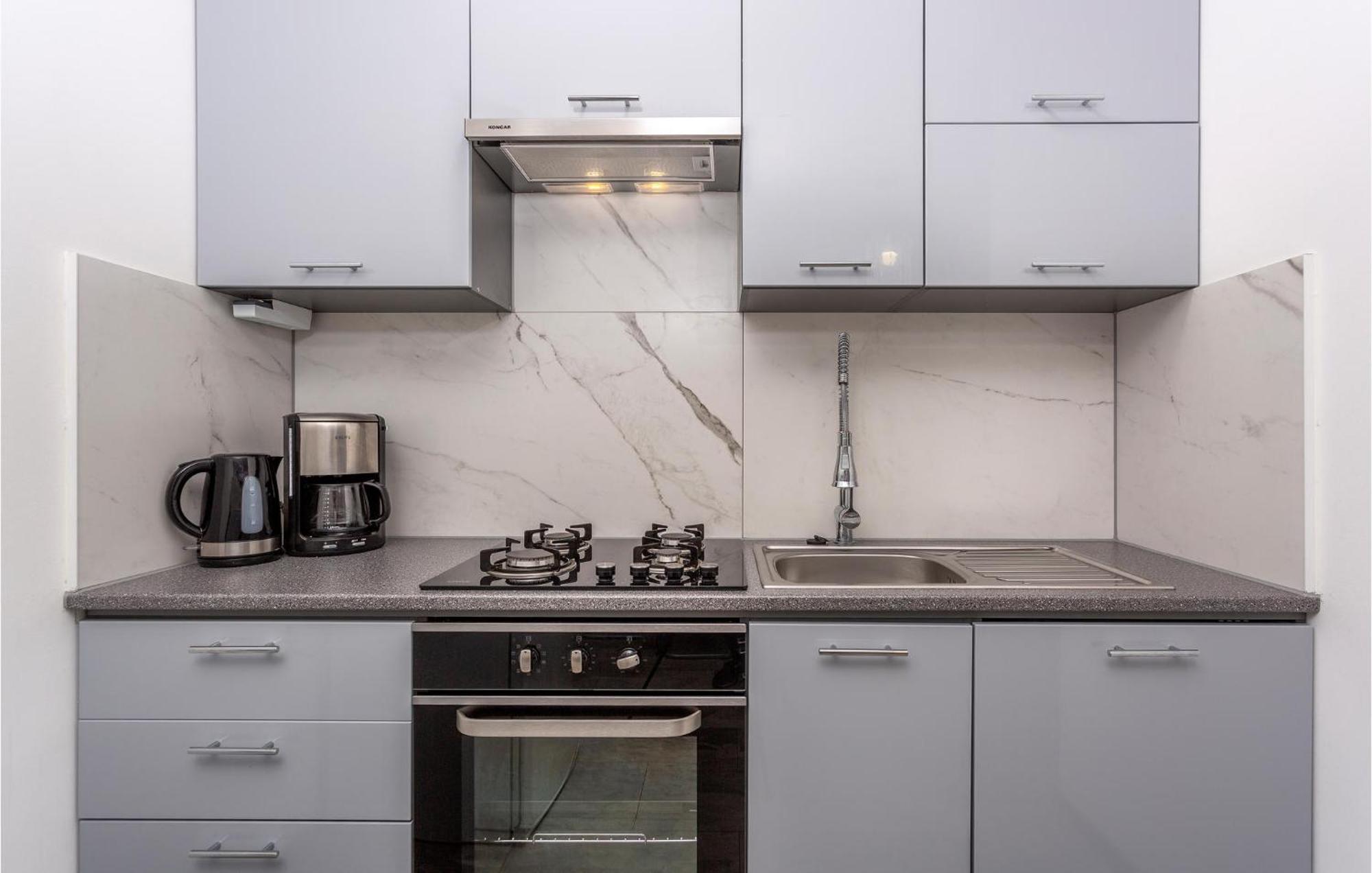 Stunning Apartment In Malinska With Kitchen Dış mekan fotoğraf